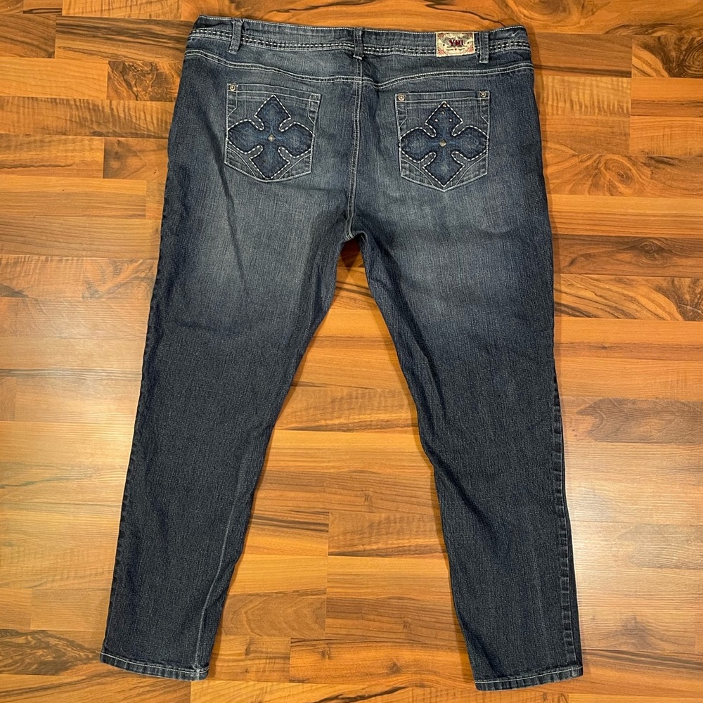 YMI Jeans - Picture 2 of 9